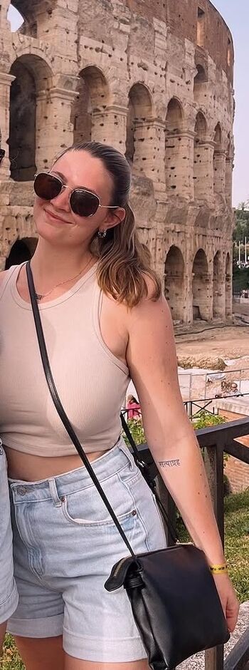 Leaked Mallory malone private photo viral onlyfans