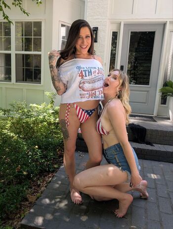 Leaked Mallory moore private photo viral onlyfans