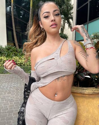 Leaked Malu trevejo  page private photo viral onlyfans