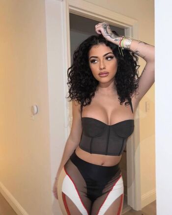 Leaked Malu trevejo  page private photo viral onlyfans