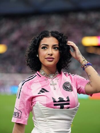 Leaked Malu trevejo  page private photo viral onlyfans