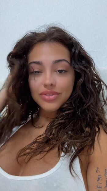 Leaked Malu trevejo  page private photo viral onlyfans