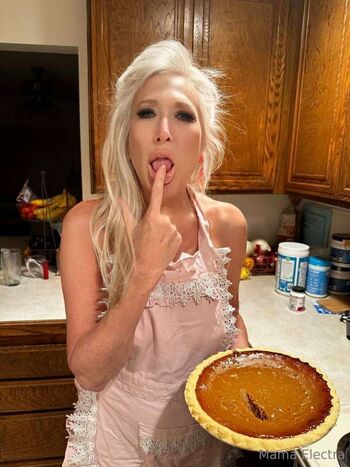 Mama Electra