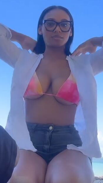 Leaked Manoaclb private photo viral onlyfans