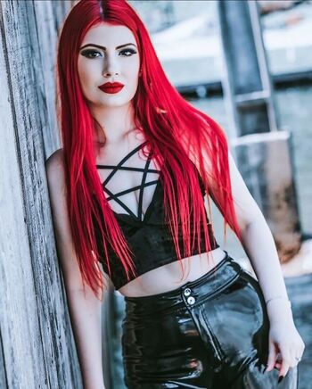 Leaked Manuela mont page private photo viral onlyfans