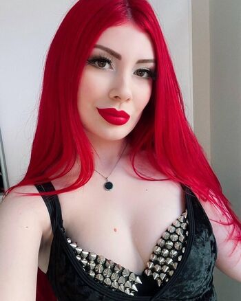 Leaked Manuela mont page private photo viral onlyfans