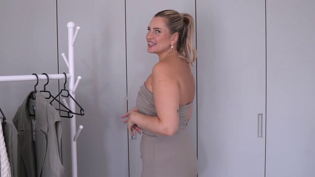 Leaked Maren wolf private photo viral onlyfans