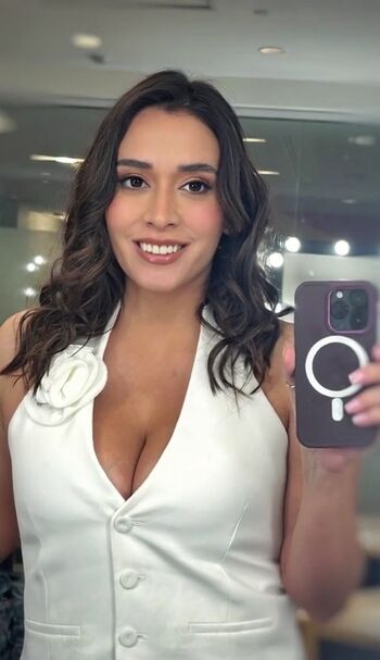 Maria Fernanda Mora