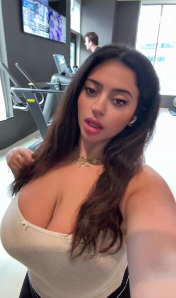 Maria Sharrad