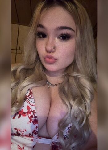 mariahhxlynn420