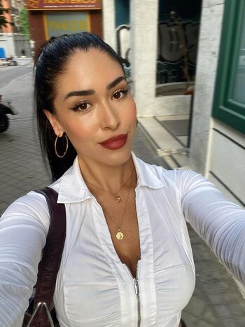 Maricel Freire Hotwife