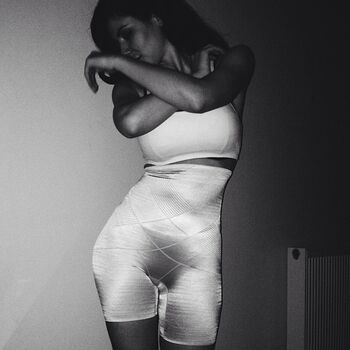 Leaked Marina diamandis private photo viral onlyfans
