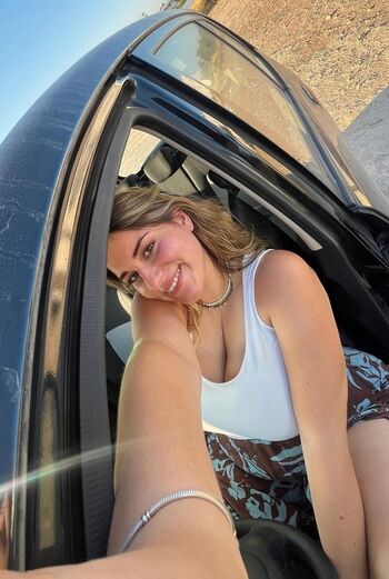 Leaked Marina pezouvani private photo viral onlyfans
