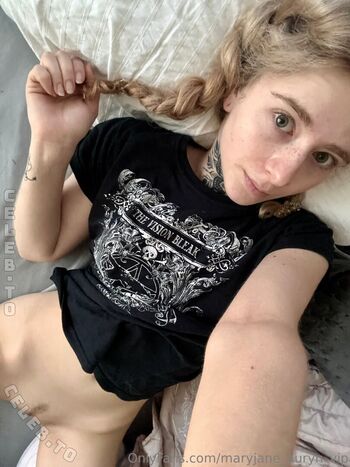 MaryjaneAuryn