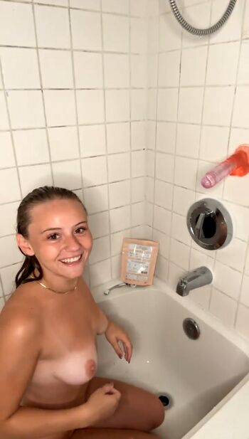 Leaked Marynoeann private photo viral onlyfans