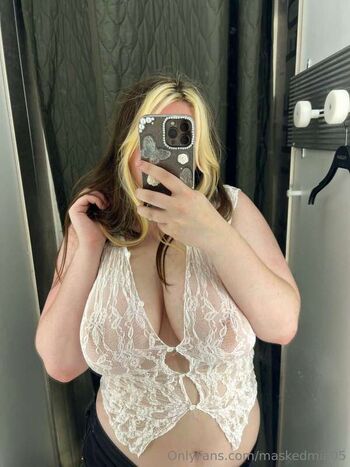 Masked Mia
