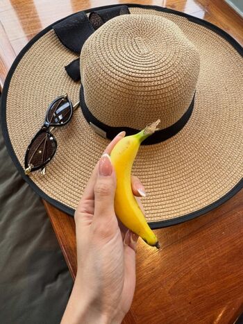 Maureen Montagne (Miss Globe 2021)