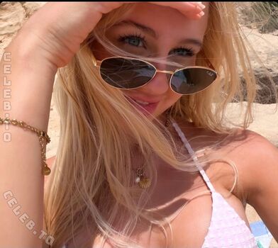 Leaked Mavie noelle private photo viral onlyfans