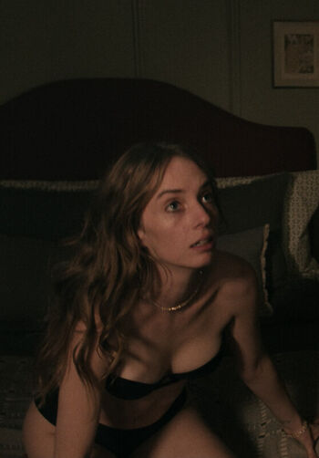 Leaked Maya hawke private photo viral onlyfans
