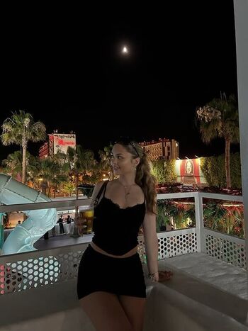 Leaked Maya zaniewski private photo viral onlyfans