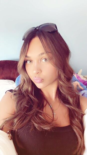 Leaked Maya zaniewski private photo viral onlyfans