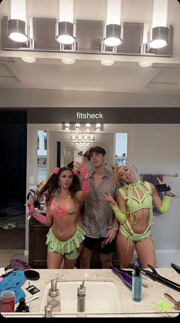 Leaked Mckinzie valdez private photo viral onlyfans