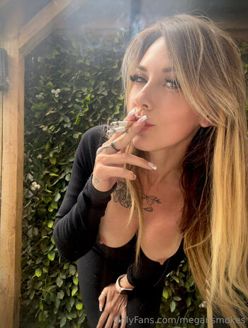 Leaked Megansmokes private photo viral onlyfans