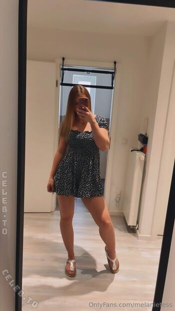 Leaked Melanietesss page private photo viral onlyfans