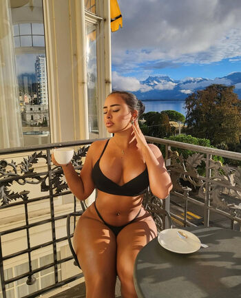 Leaked Melanybrbs private photo viral onlyfans