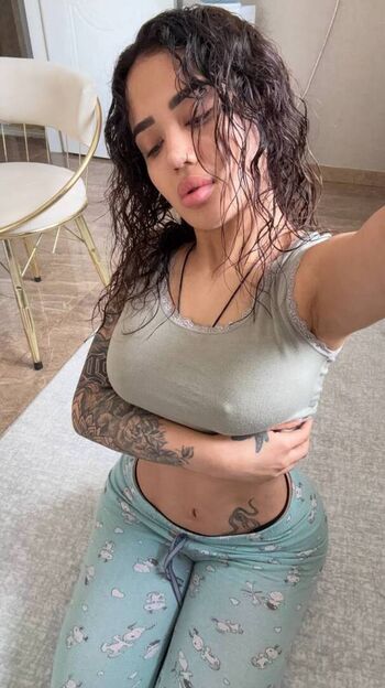Leaked Melek azad private photo viral onlyfans