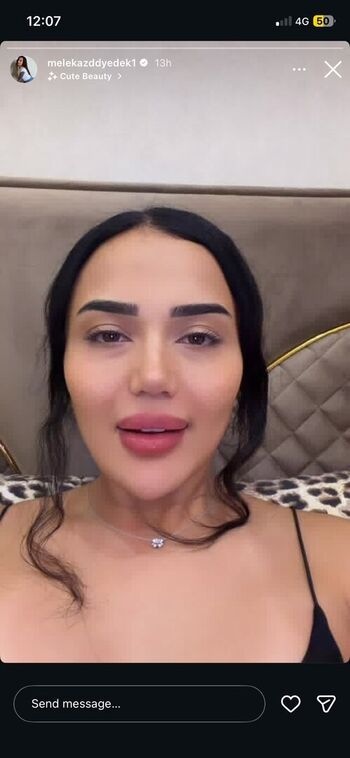 Melek Azad