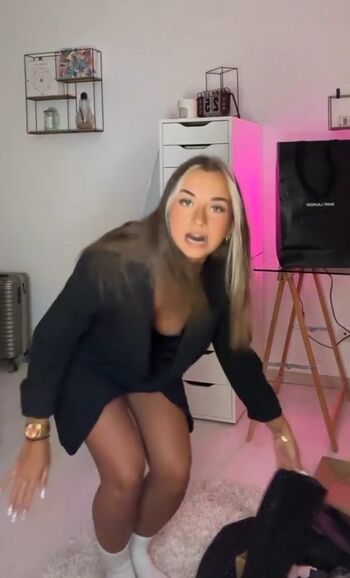 Leaked Melinecrn private photo viral onlyfans