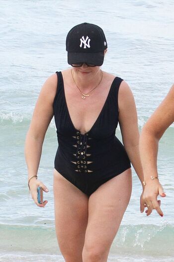 Melissa Joan Hart