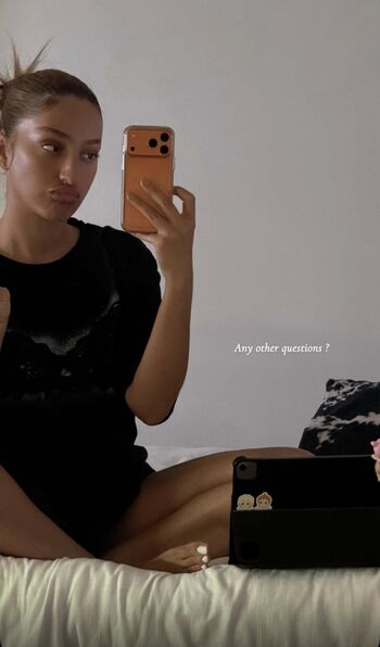 Leaked Melofficiel private photo viral onlyfans