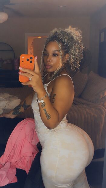Leaked Melzbubble private photo viral onlyfans