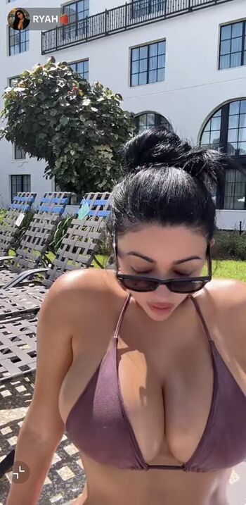 Mermaidmariah__