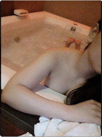 Leaked Mia basanes page private photo viral onlyfans