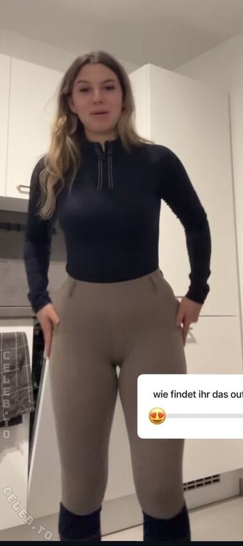 Mia Bender