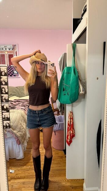 Leaked Mia healey private photo viral onlyfans