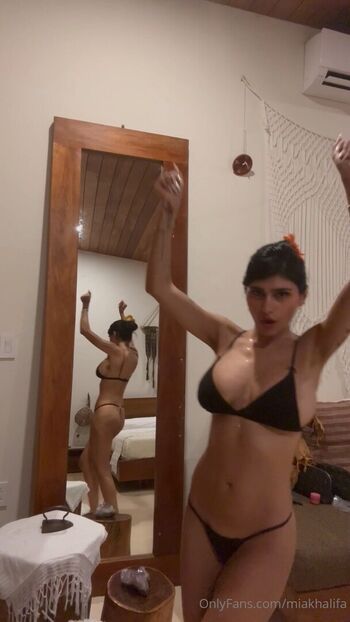 Leaked Mia khalifa  page private photo viral onlyfans