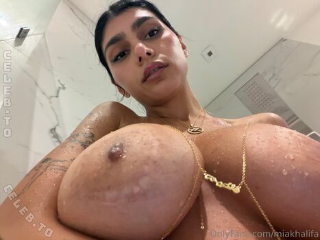 Leaked Mia khalifa private photo viral onlyfans
