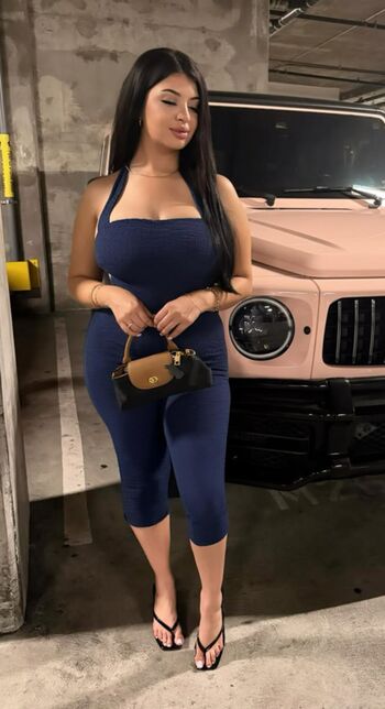 Leaked Mia krystal private photo viral onlyfans