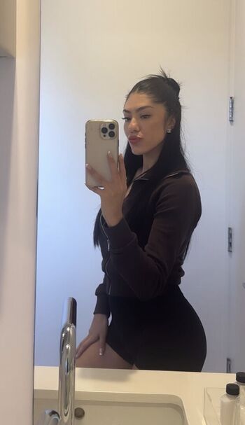 Leaked Mia summerr private photo viral onlyfans