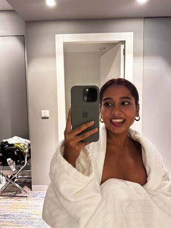 Leaked Mia z page private photo viral onlyfans