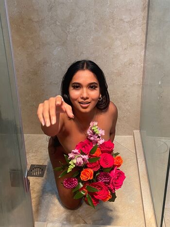 Leaked Mia z private photo viral onlyfans