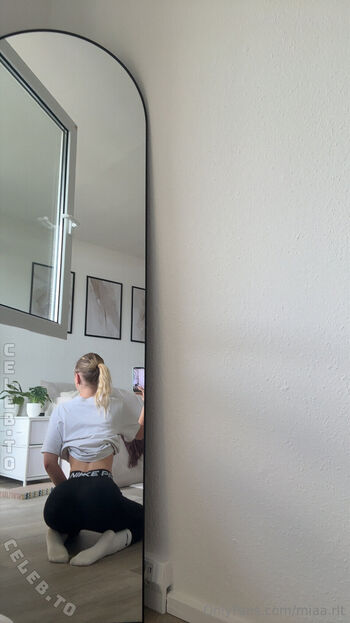 Leaked Miaa rlt page private photo viral onlyfans
