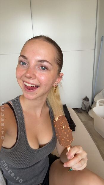 Leaked Miaa rlt private photo viral onlyfans