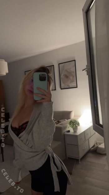Leaked Miaa rlt private photo viral onlyfans