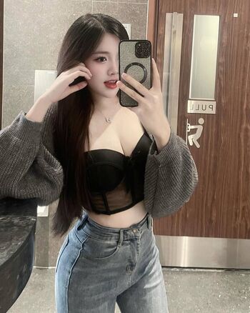 Leaked Mianh private photo viral onlyfans