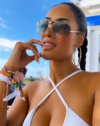 Leaked Micaela reis page private photo viral onlyfans